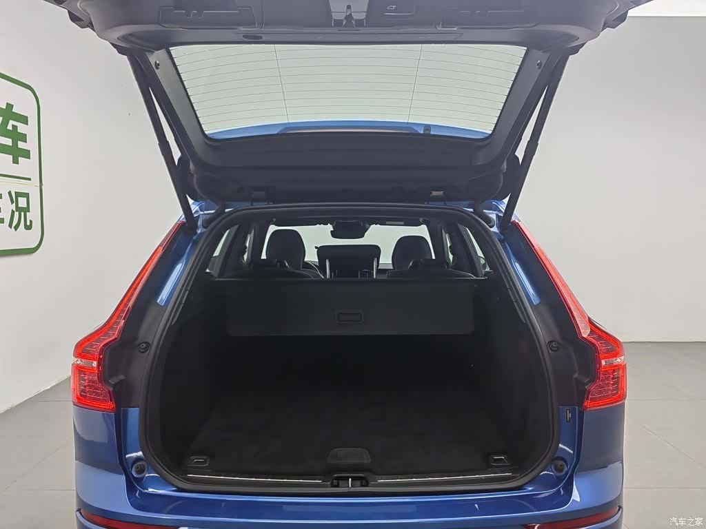 Volvo XC60, 2019 16