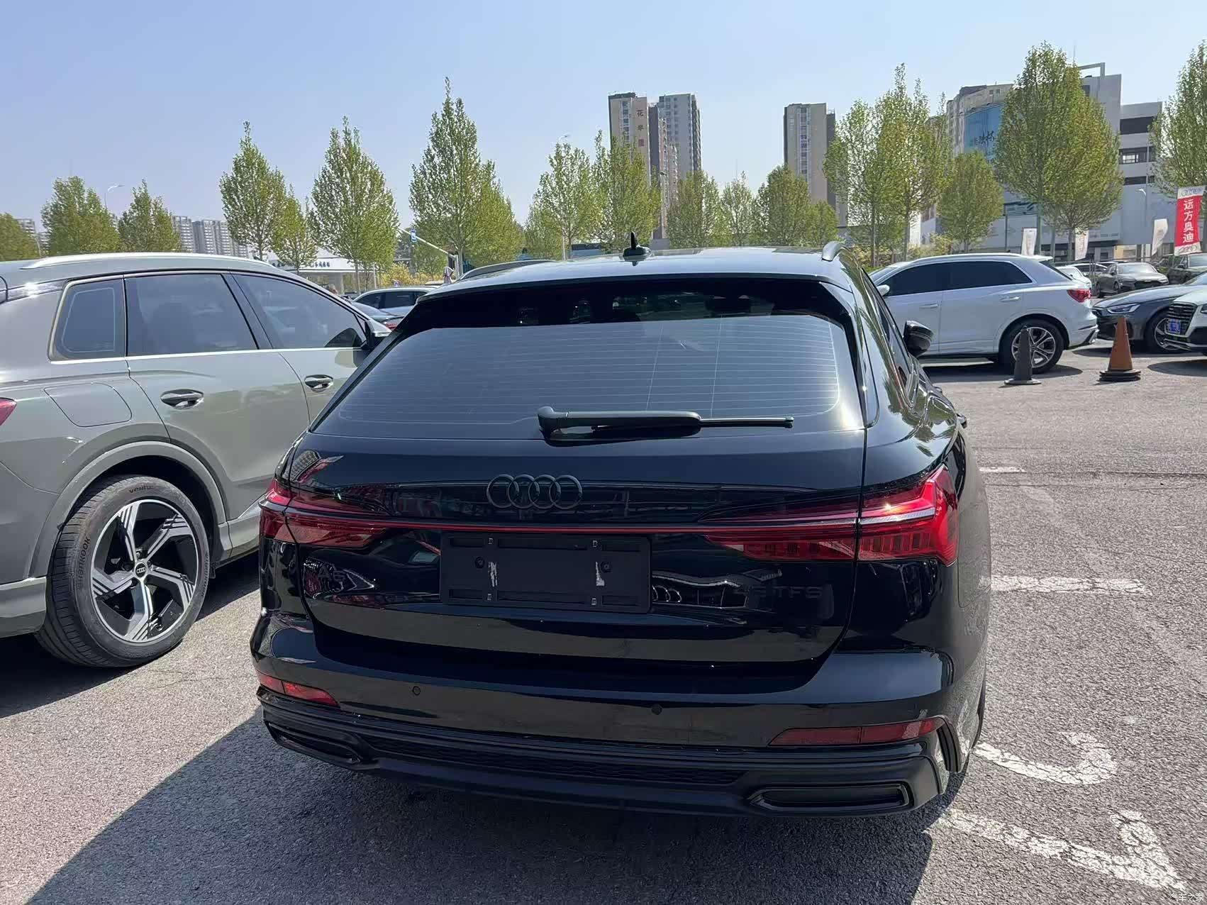 Audi A6, 2022 3