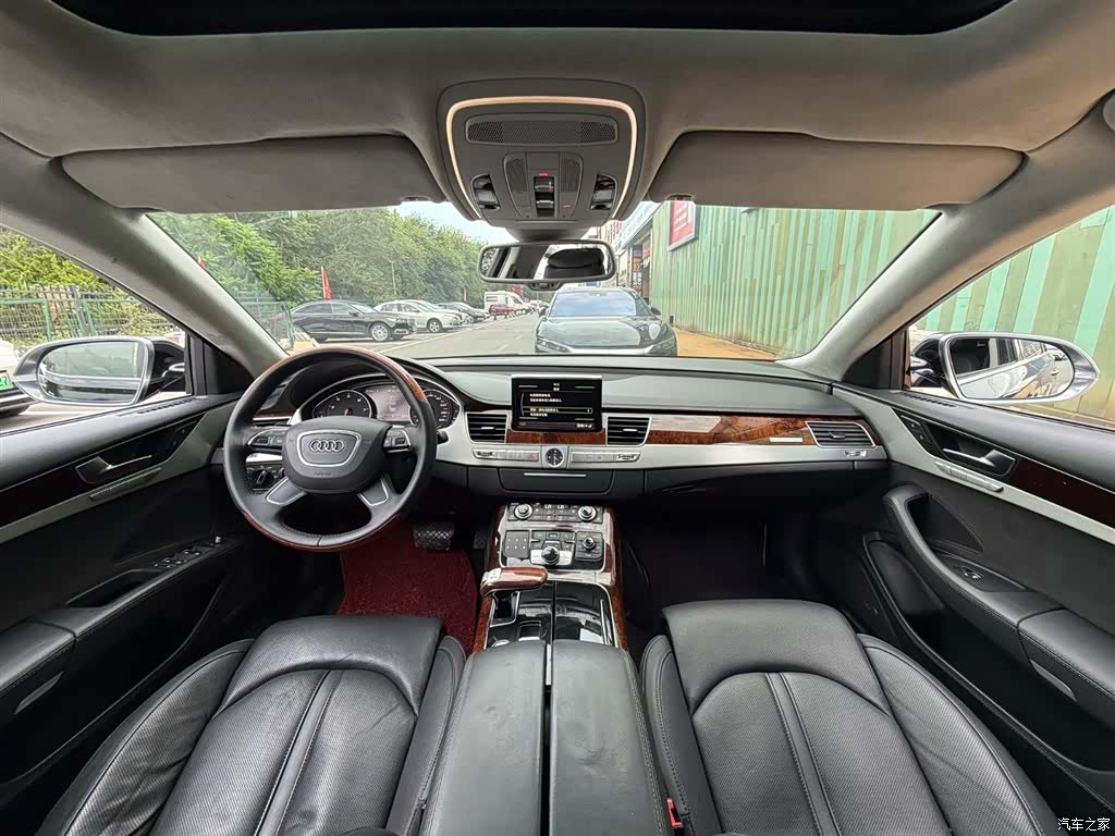 Audi A8L, 2011 4