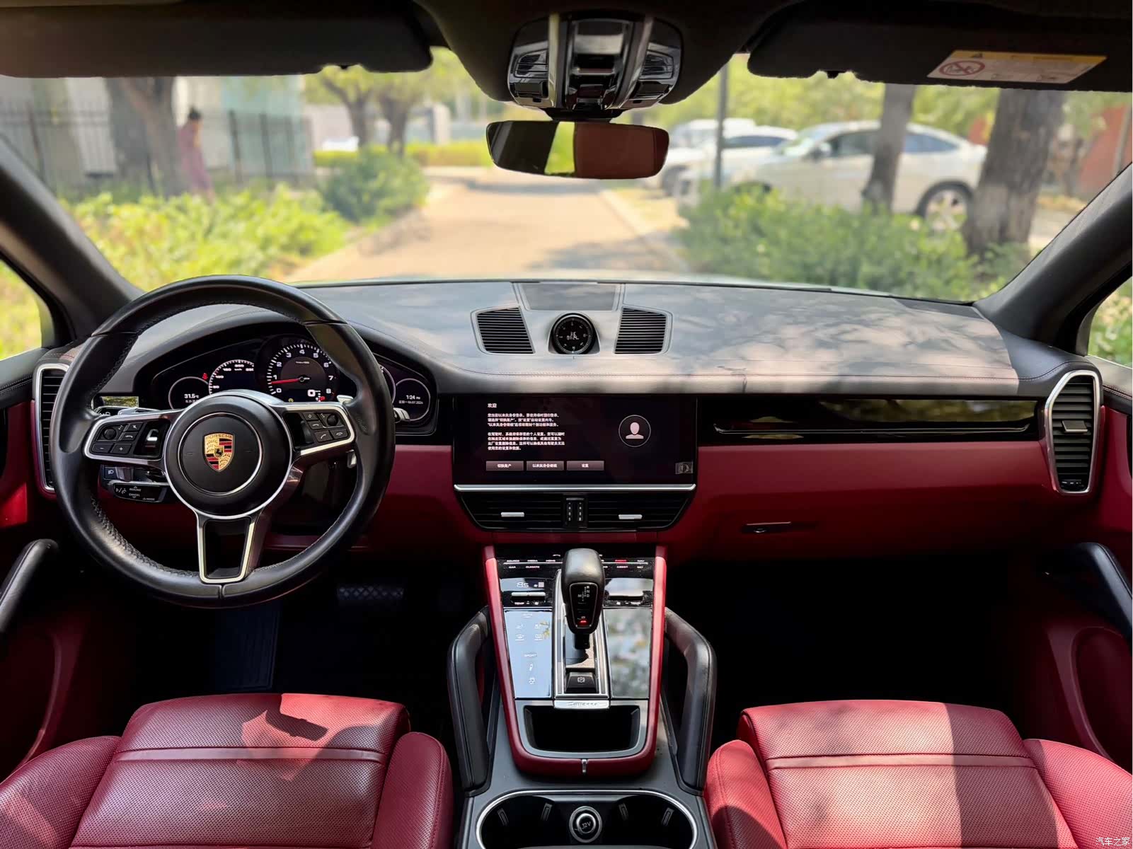 Porsche Cayenne, 2022 11