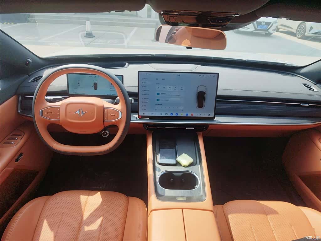 DongFeng eπ007, 2025 10