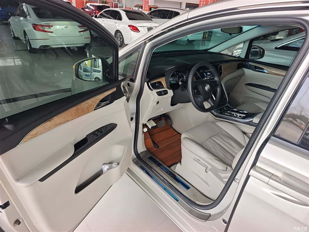Buick GL8, 2019 16