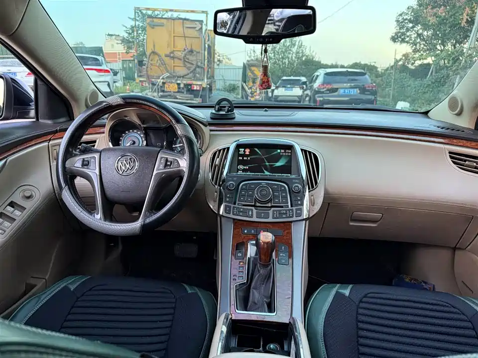Buick Lacrosse