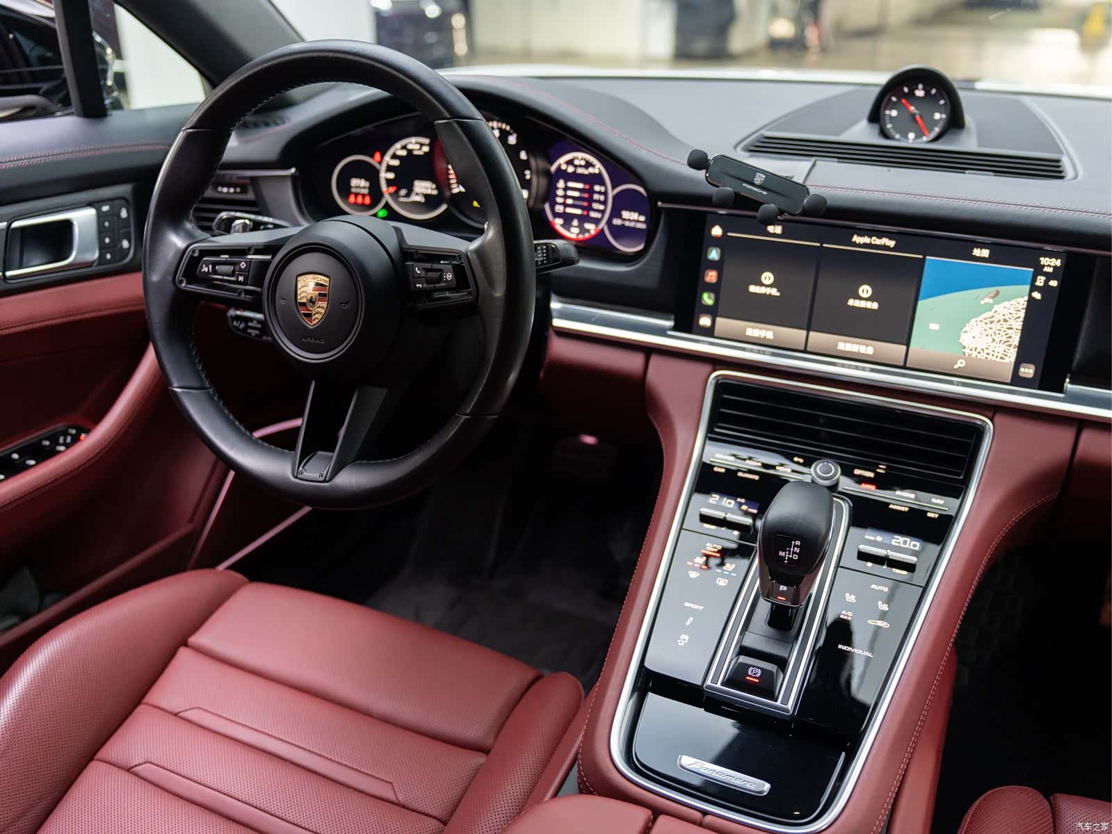 Porsche Panamera, 2023 26