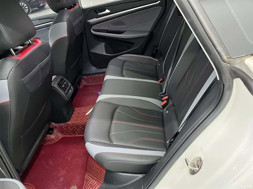 Volkswagen Lamando, 2022 13