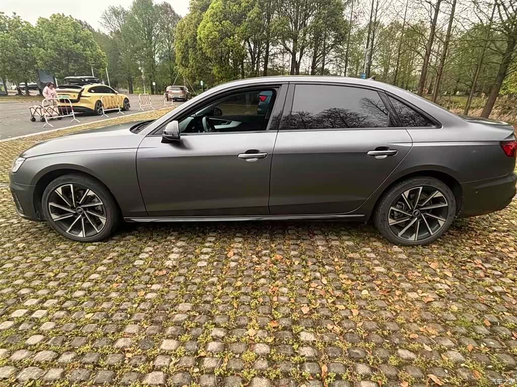 Audi A4L, 2022 23