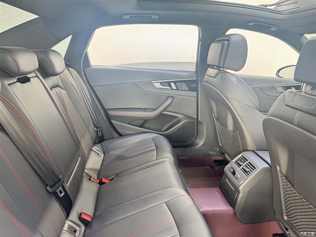 Audi A4L, 2025 8