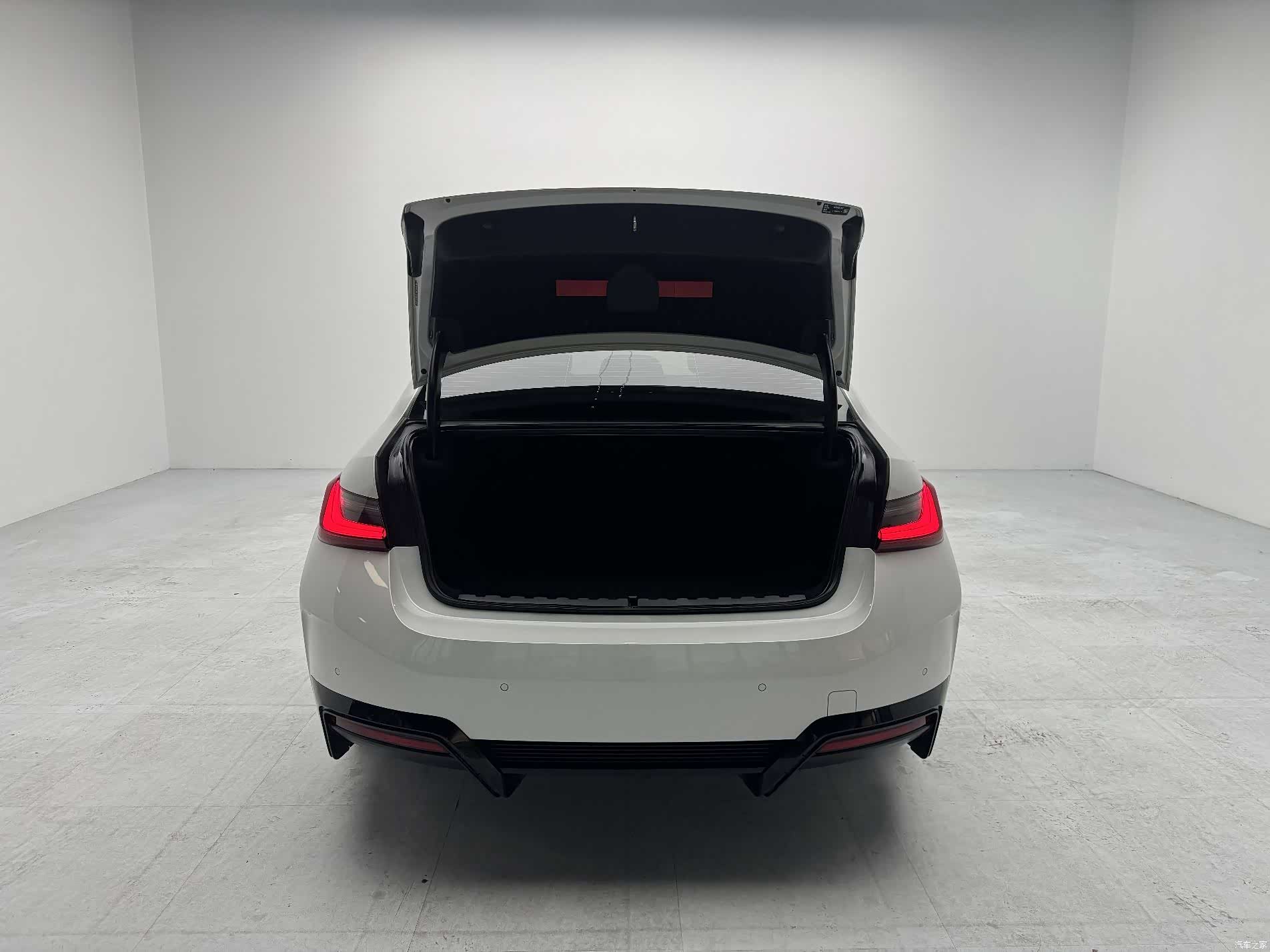 BMW i3, 2022 16