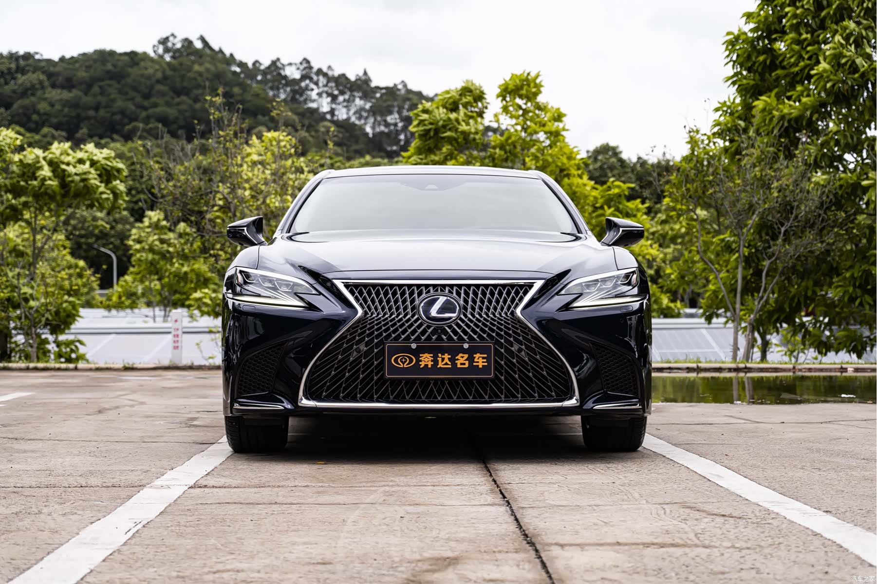 Lexus LS, 2018 2