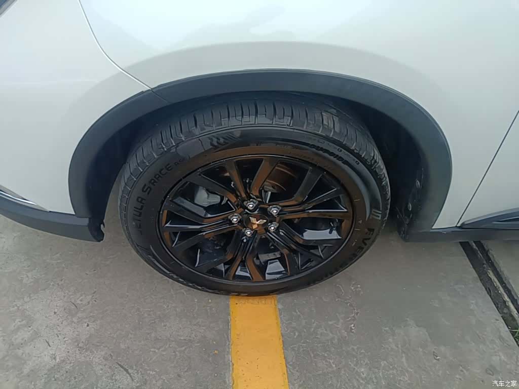 Mitsubishi Outlander, 2018 23