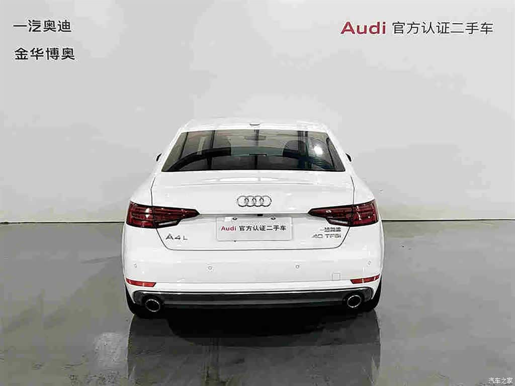 Audi A4L, 2018 все фото