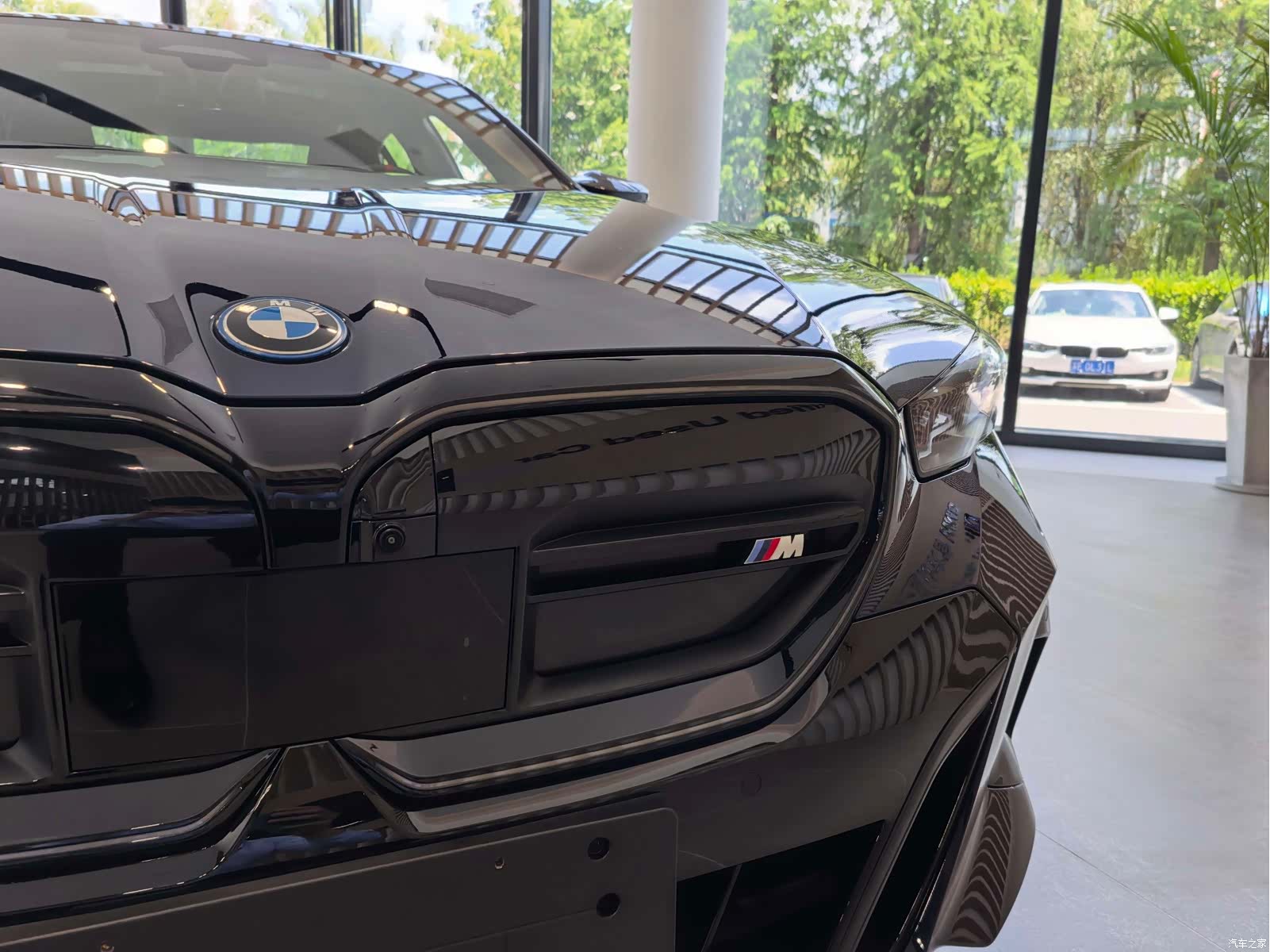 BMW i5, 2024 15
