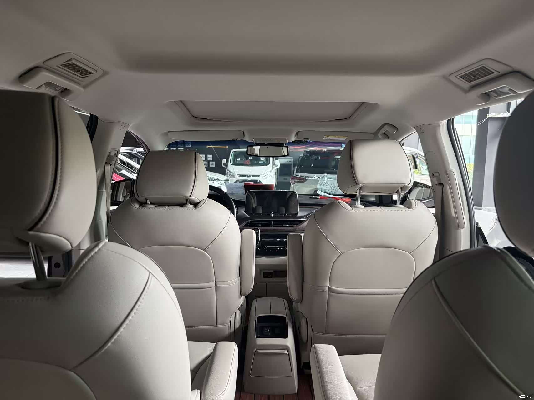 Buick GL8, 2021 19