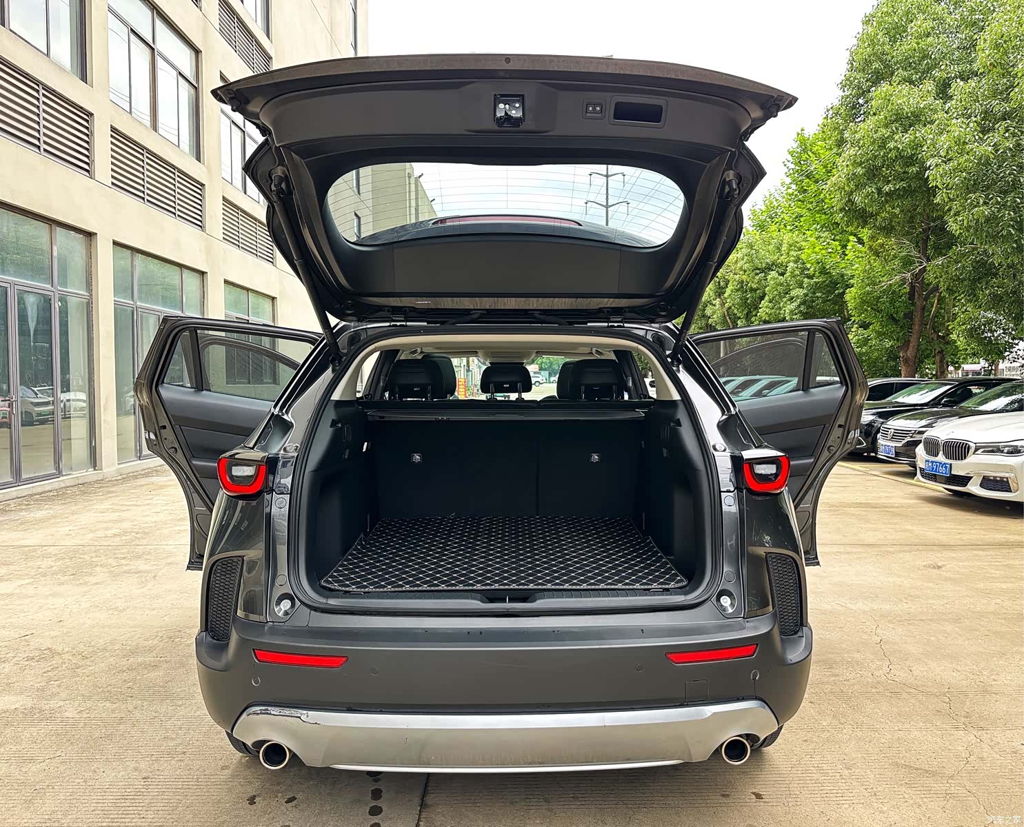 Mazda CX-50, 2023 11