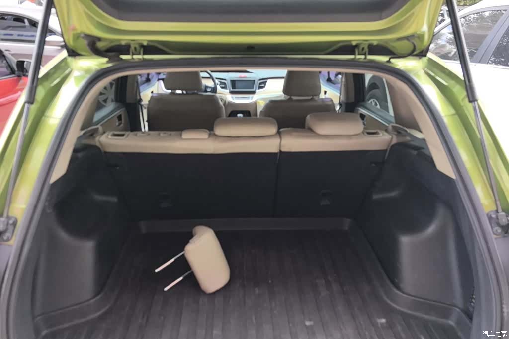 Honda Jade, 2014 4