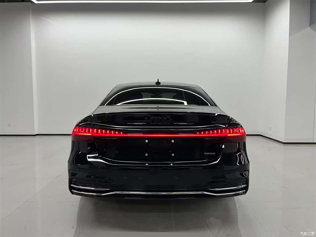 Audi A7L, 2024 все фото