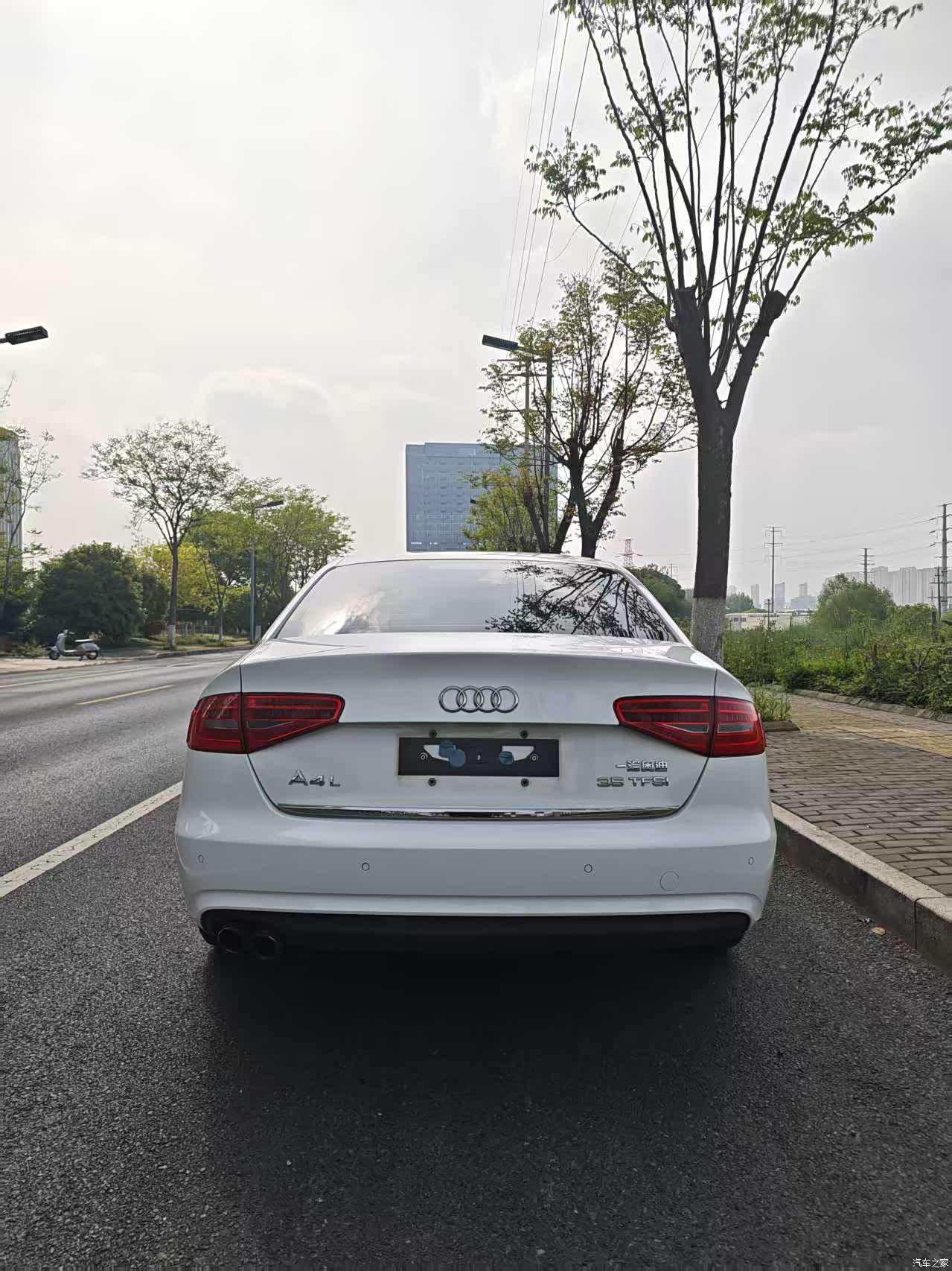 Audi A4L, 2016 4