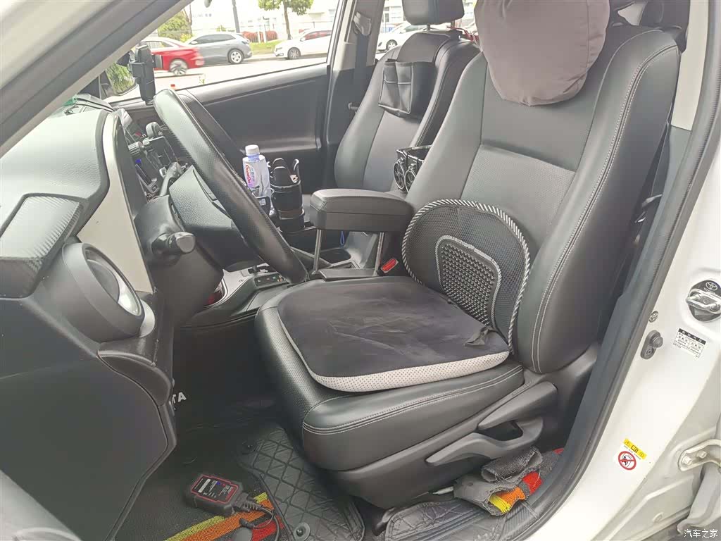 Toyota RAV4, 2018 15