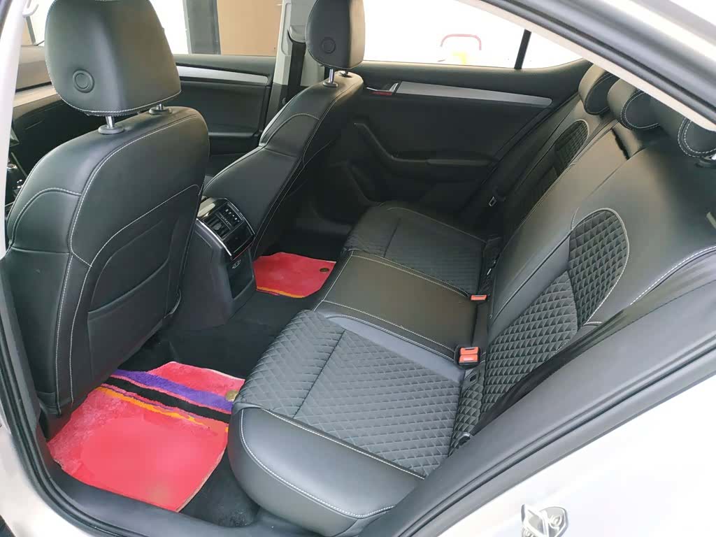 Skoda Superb, 2019 17