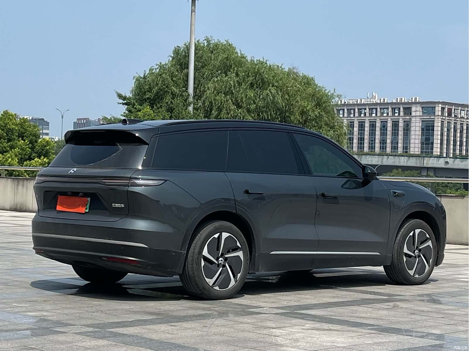 NIO ES8, 2023 4