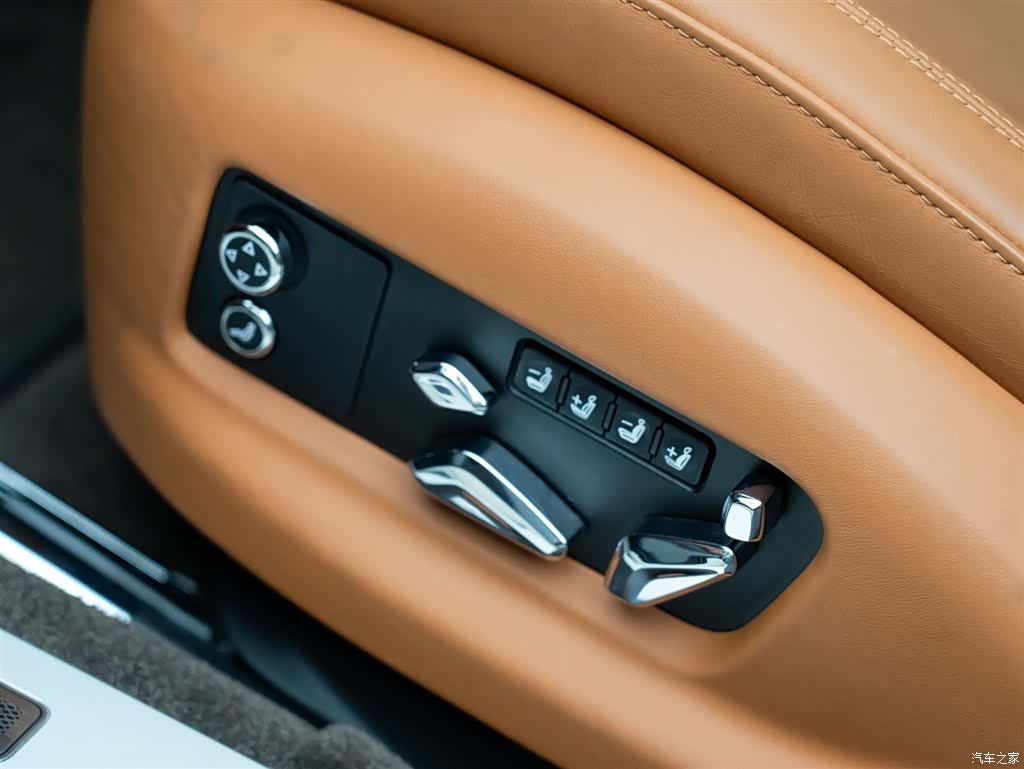 Bentley Flying Spur, 2022 10