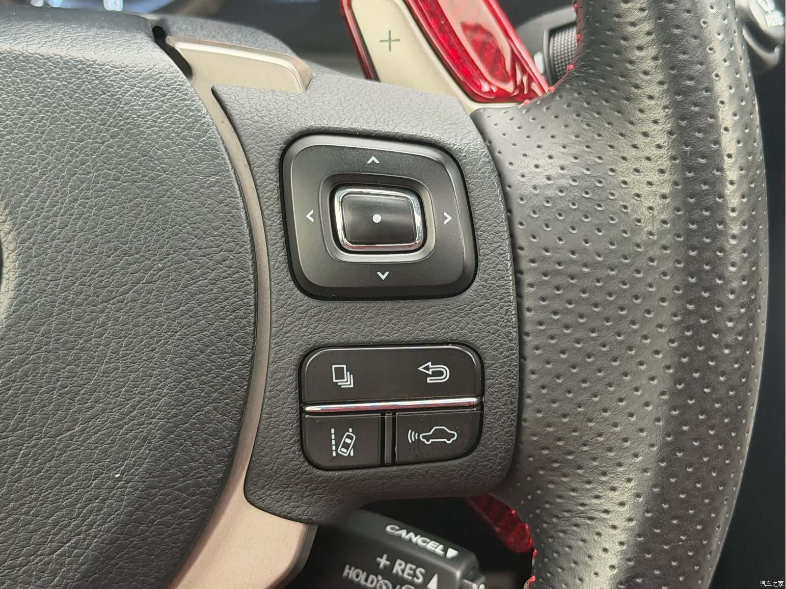 Lexus IS, 2019 17