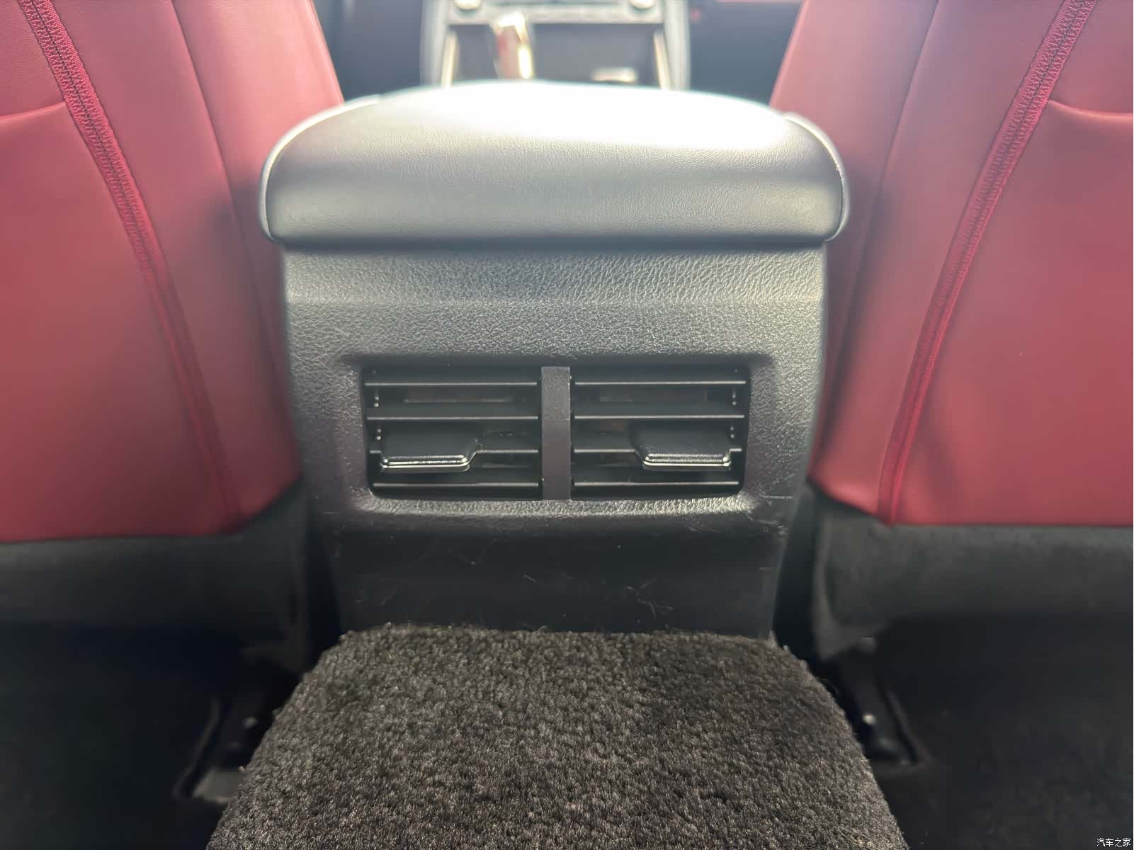 Lexus IS, 2019 25