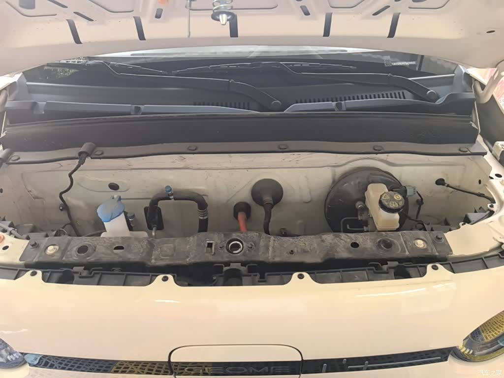 Geely Panda, 2025 20