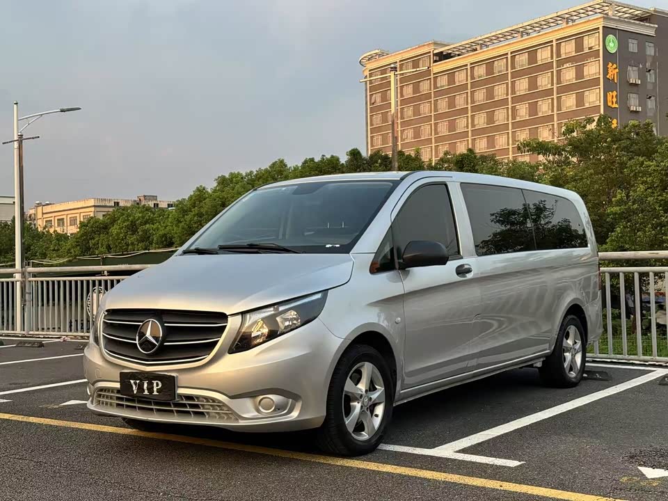 Mercedes-Benz Vito