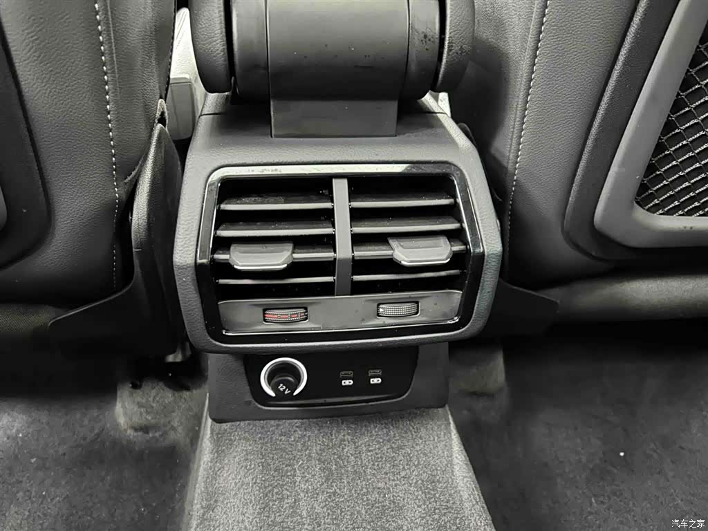 Audi Q3, 2023 15