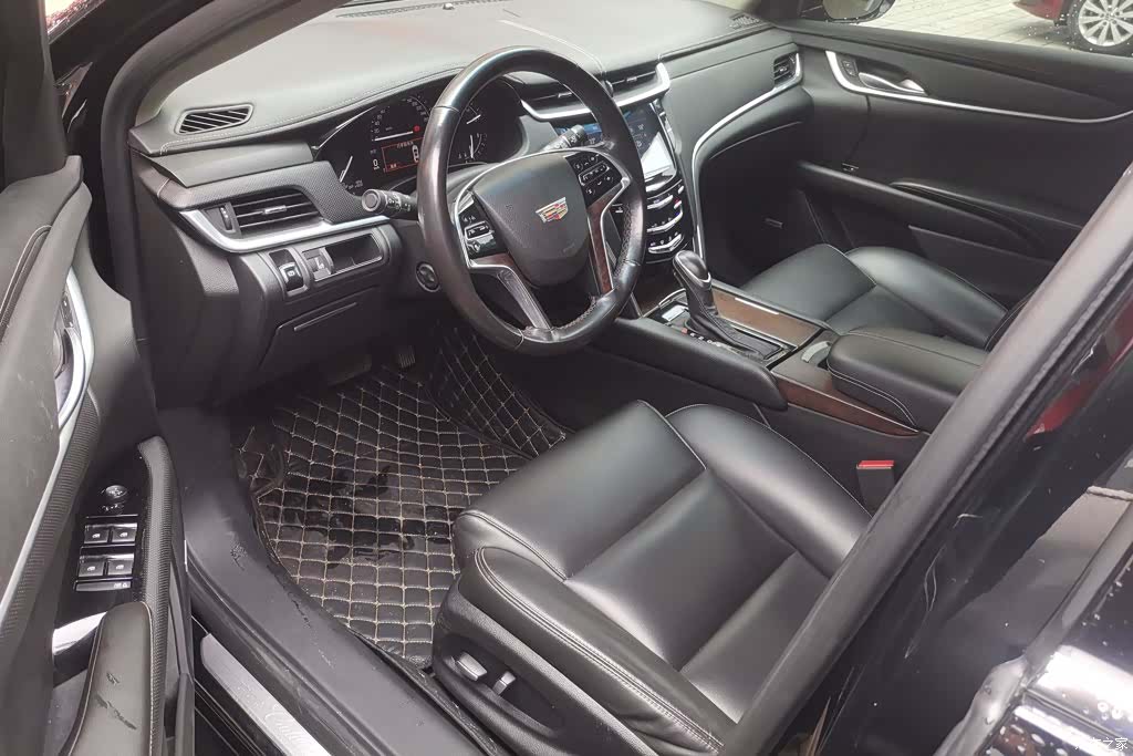 Cadillac XTS, 2018 9