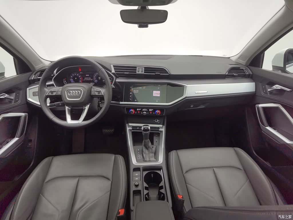 Audi Q3, 2020 все фото