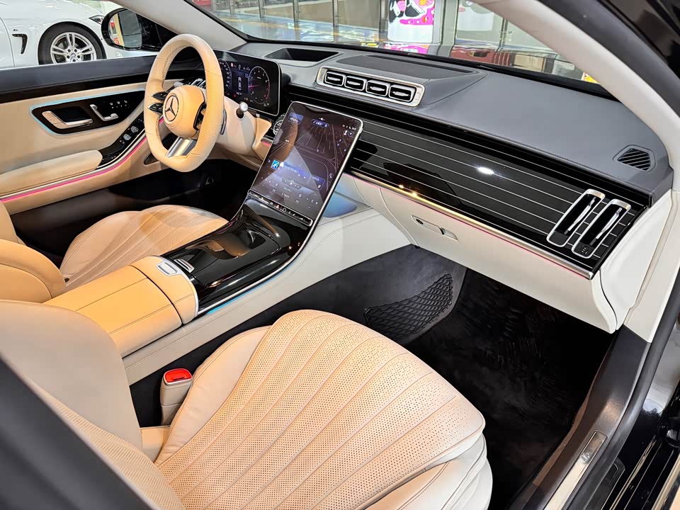 Mercedes-Benz S-class Mercedes-Benz S-class