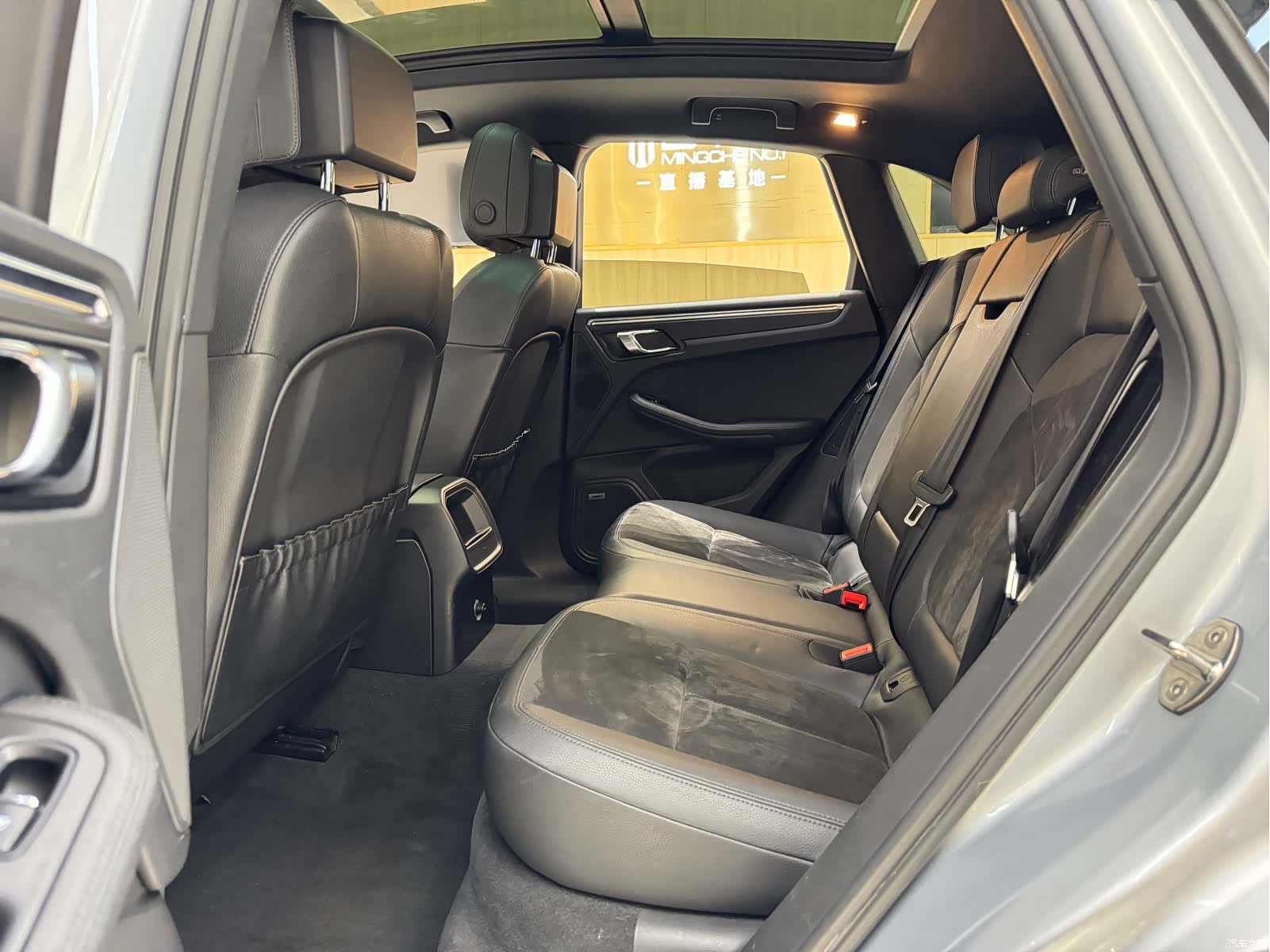 Porsche Macan, 2015 11