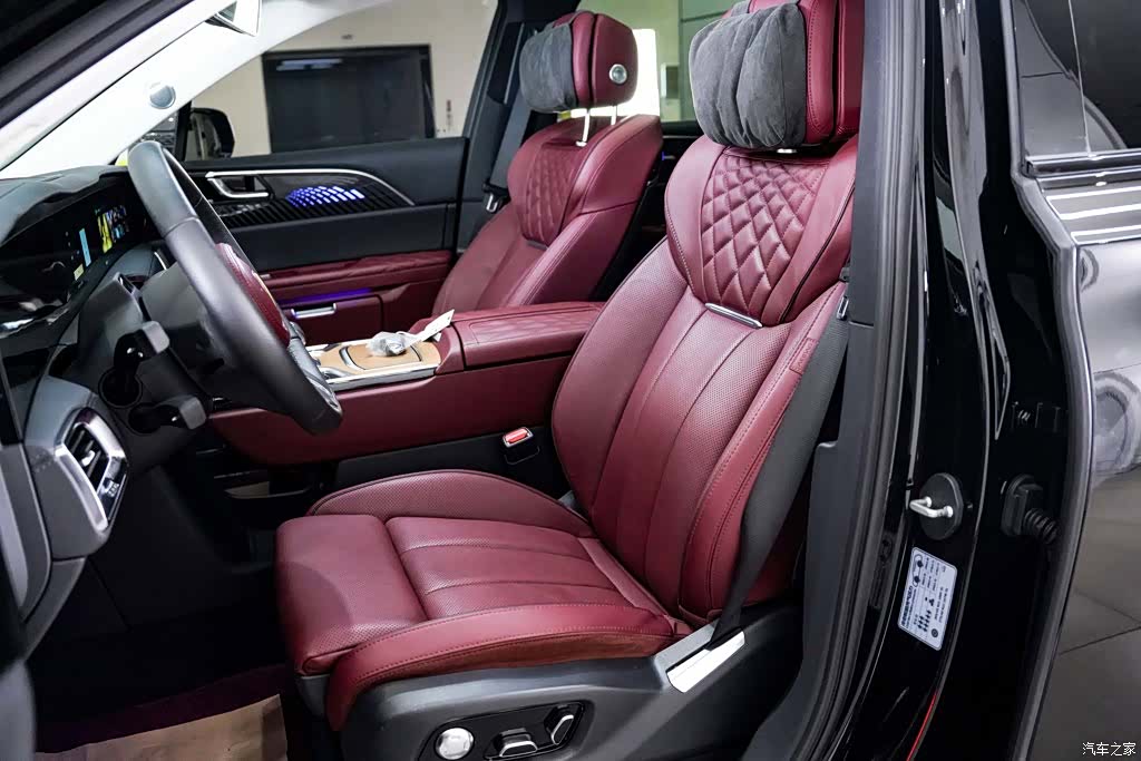 Hongqi E-HS9, 2023 24