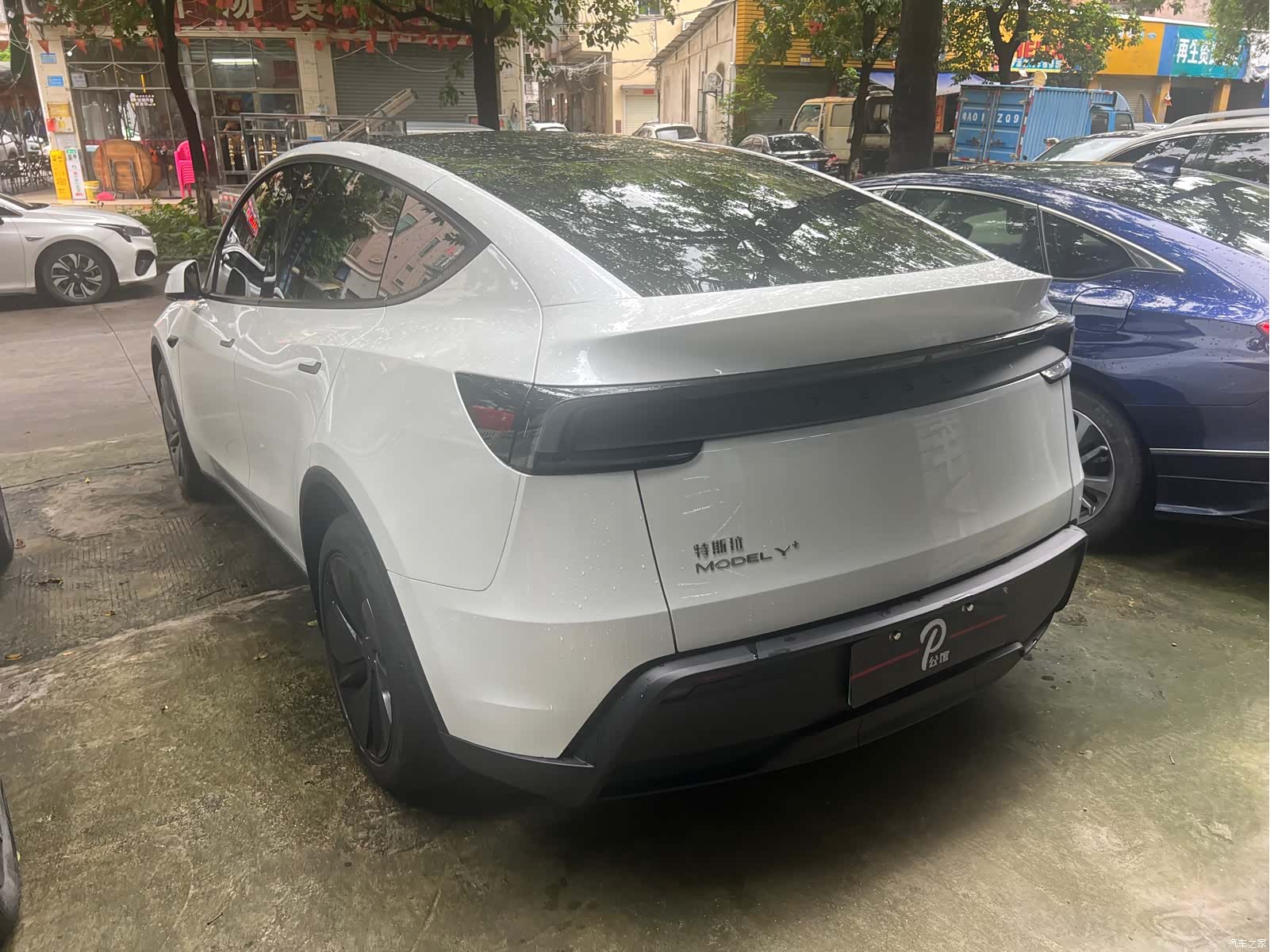Tesla Model Y, 2026 4
