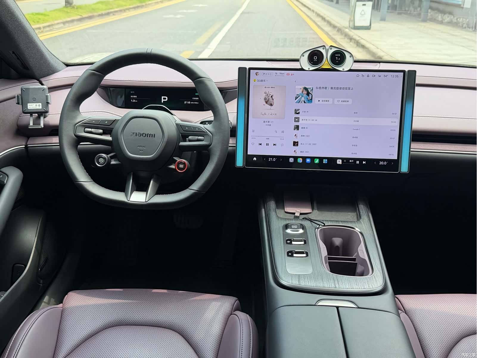 Xiaomi SU7, 2025 10