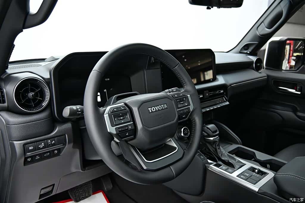 Toyota Prado, 2026 16
