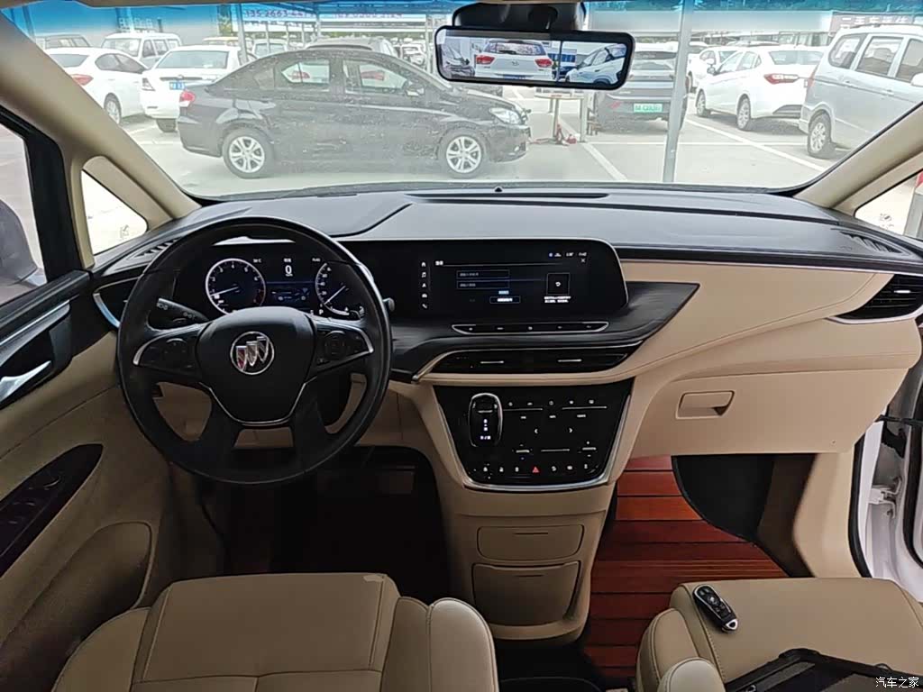 Buick GL8, 2023 10