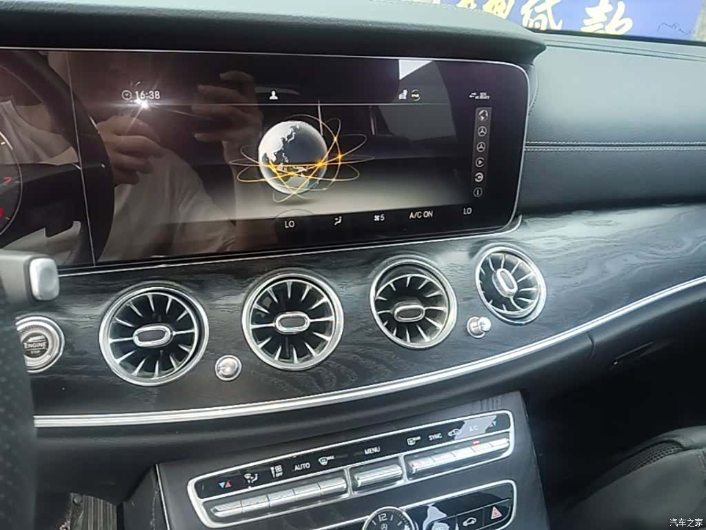 Mercedes-Benz E-Class, 2019 13