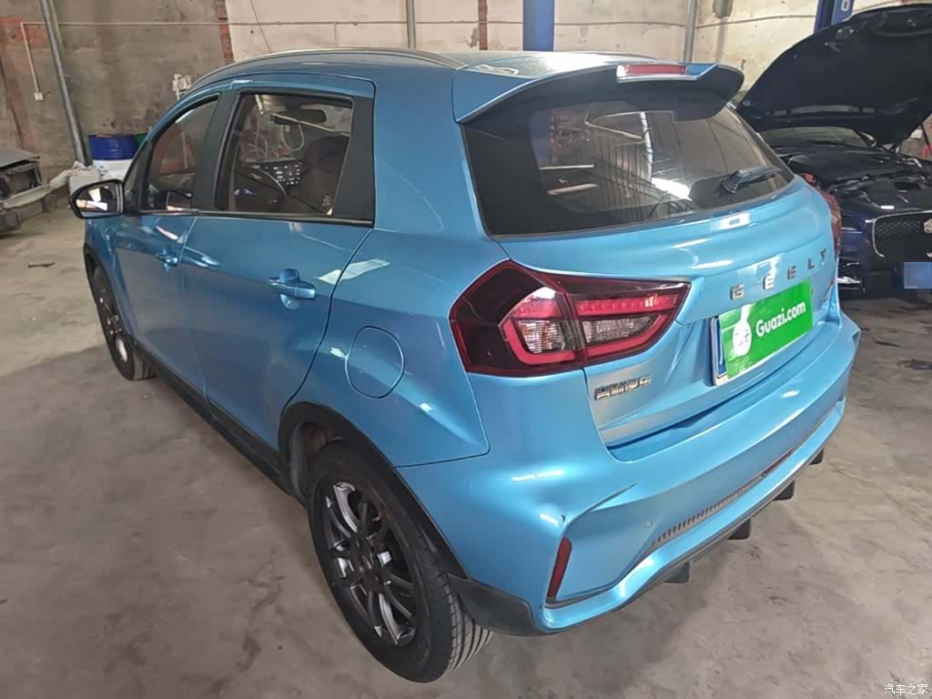 Geely X3, 2021 все фото