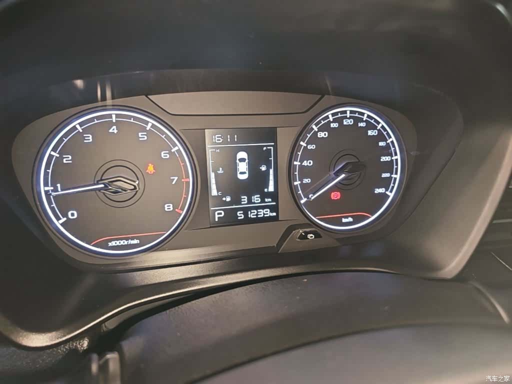 Geely X3, 2021 12