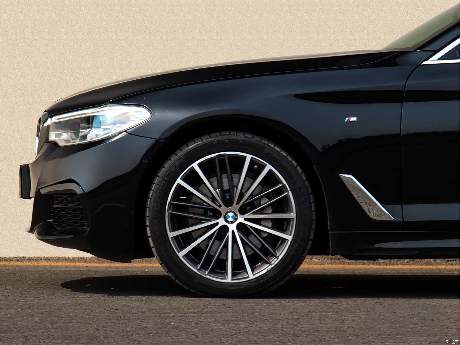 BMW 5 Series, 2020 все фото