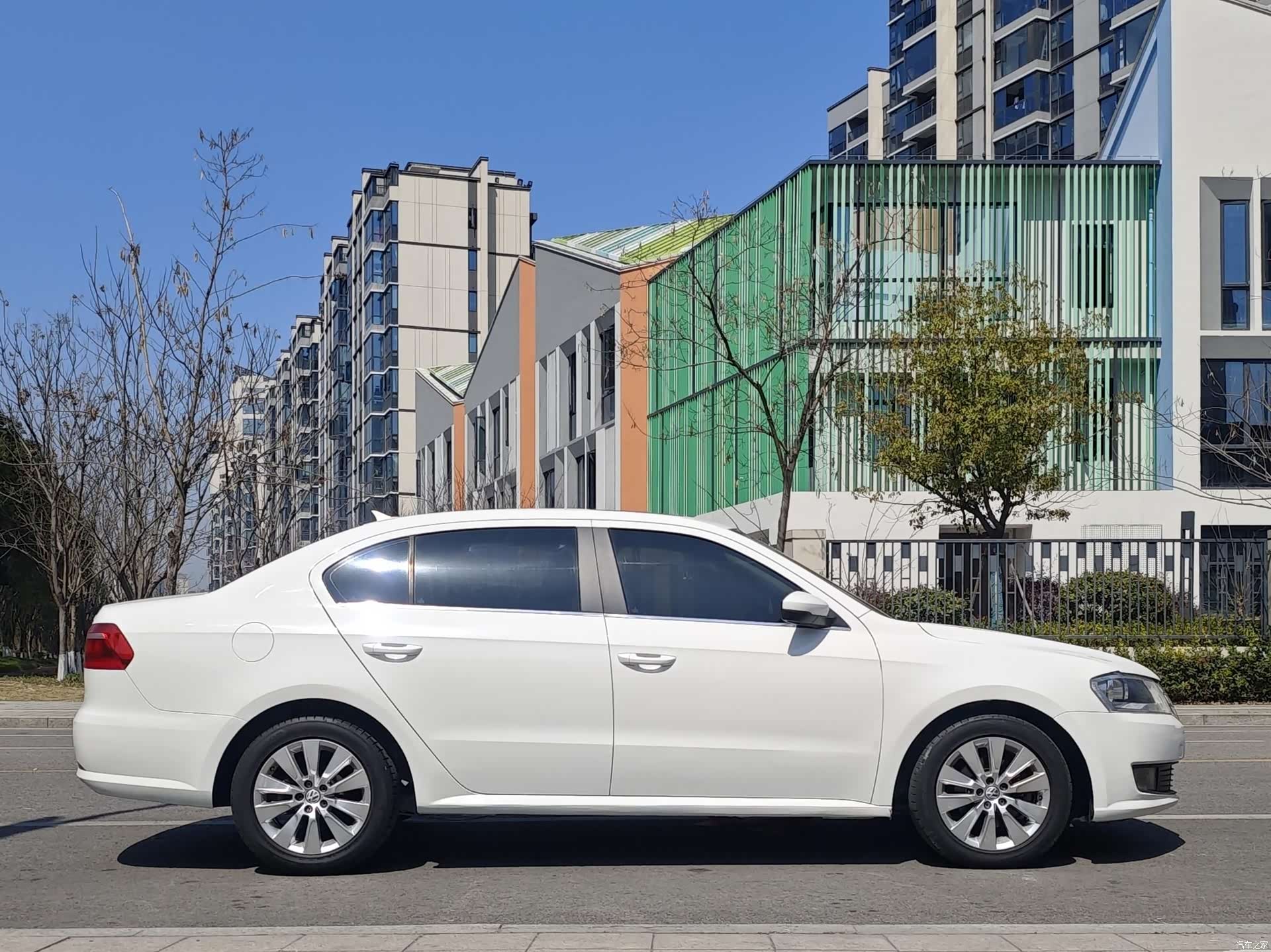 Volkswagen Lavida, 2013 6
