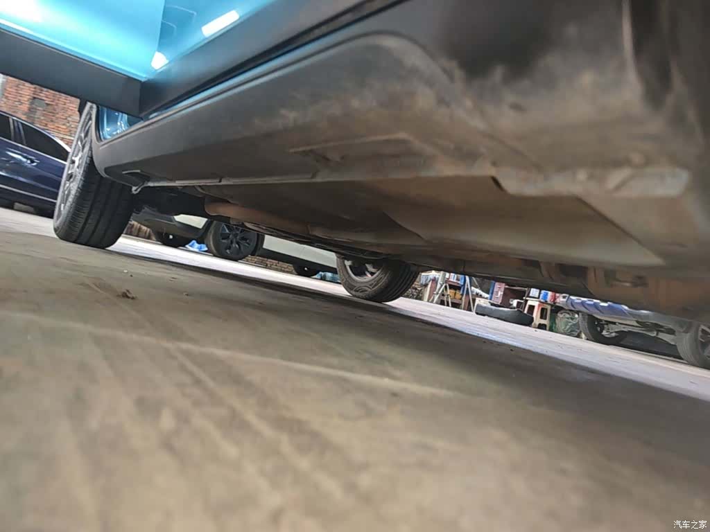 Geely X3, 2021 21