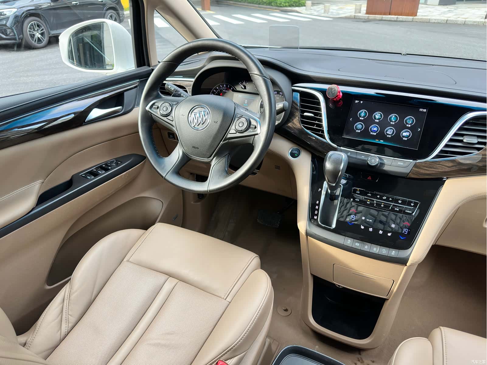 Buick GL8, 2019 16