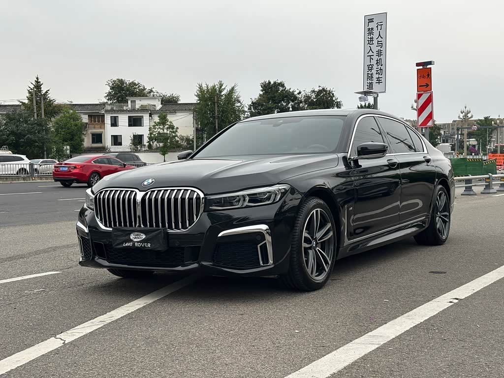 BMW 7 Series 7 2021 730Li M Sport