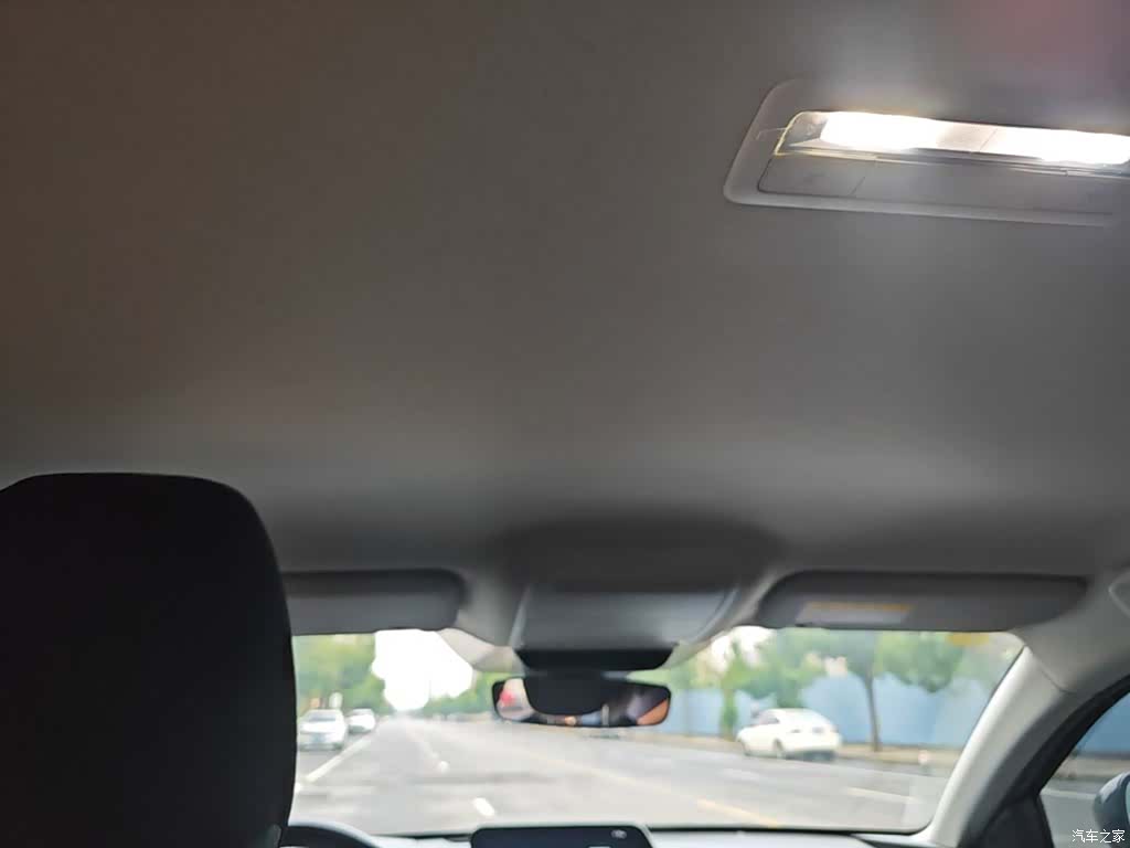 Mazda CX-30, 2025 18