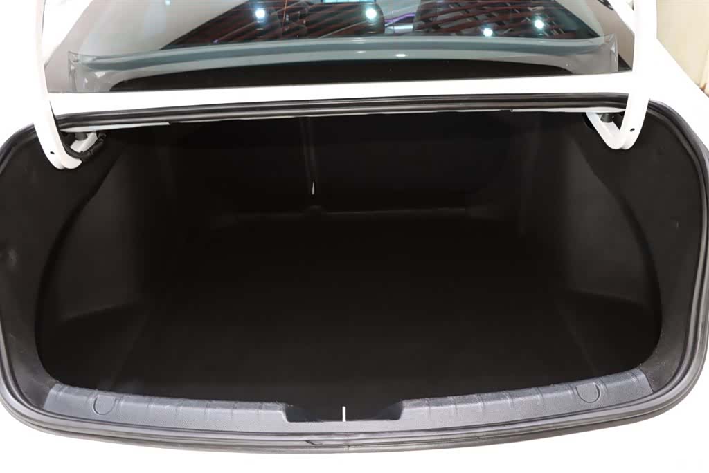 Geely Preface, 2021 17