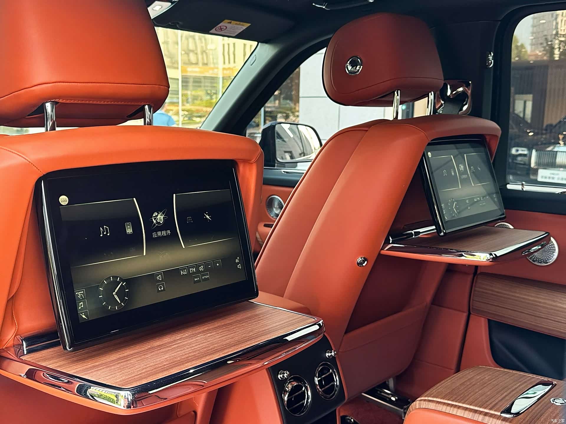 Rolls-Royce Cullinan, 2025 14